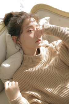 女人被打扎克的视频
